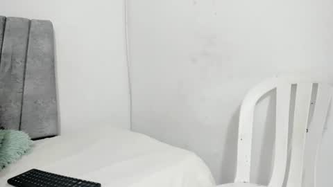 Snapshot of burbuja_evans chatting on February 2025 12:04:01 AM burbuja_evans online show from February 2025 12:04:01 AM