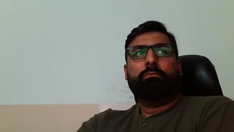 Hairy Arabian online show from February 2025 04:52:01 PM