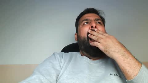 Hairy Arabian online show from February 2025 07:49:01 PM