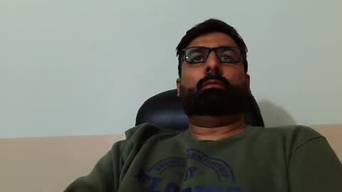 Hairy Arabian online show from February 2025 04:12:01 AM