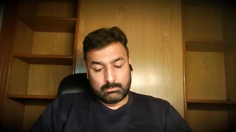 Hairy Arabian online show from November 2025 06:03:02 AM