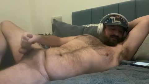 burlypup burlypup929 online show from March 2025 03:35:01 AM