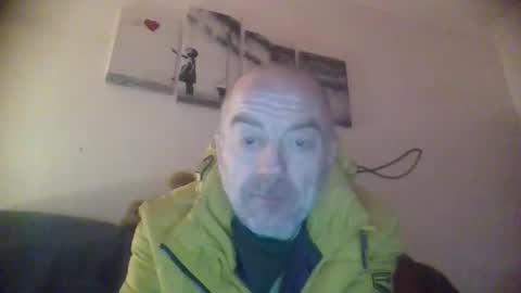burnleyguy1977 online show from January 2025 04:12:01 AM