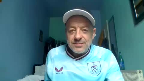 burnleyguy1977 online show from June 2026 12:19:02 PM