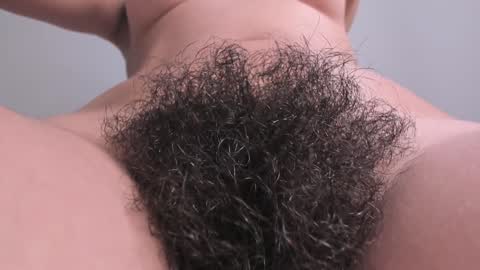 Snapshot of bush_woman chatting on December 2024 01:47:02 AM Larisa online show from December 2024 01:47:02 AM