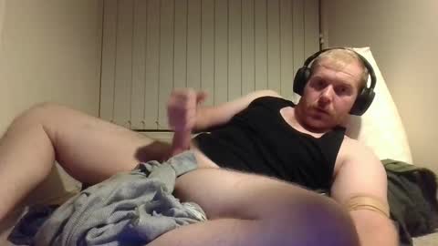 bushmate92 online show from February 2025 02:20:02 PM