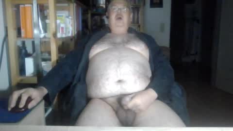 Snapshot of busibaer666 chatting on November 2025 01:44:02 AM busi online show from November 2025 01:44:02 AM