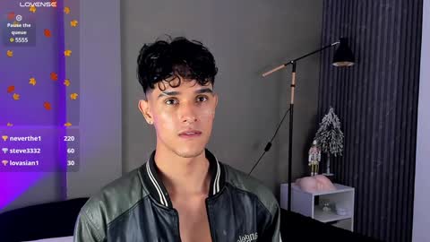 Buster independent model online show from December 2024 09:00:02 AM