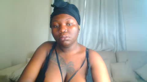 Snapshot of busty_mellons69 chatting on February 2026 08:32:01 AM busty_mellons69 online show from February 2026 08:32:01 AM
