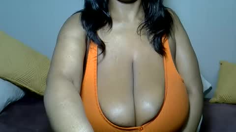 Snapshot of bustytessa37 chatting on June 2026 04:41:02 AM bustytessa37 online show from June 2026 04:41:02 AM