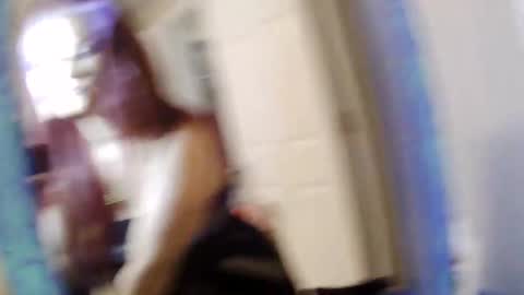 Snapshot of busybee83 chatting on November 2025 12:31:01 AM busybee83 online show from November 2025 12:31:01 AM