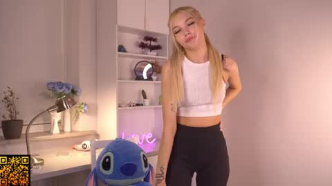 butteflai online show from November 2025 01:43:01 PM