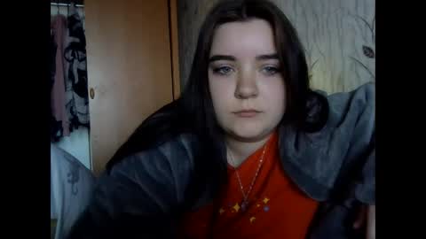 Snapshot of butterfly18988 chatting on November 2025 11:21:02 AM butterfly18988 online show from November 2025 11:21:02 AM