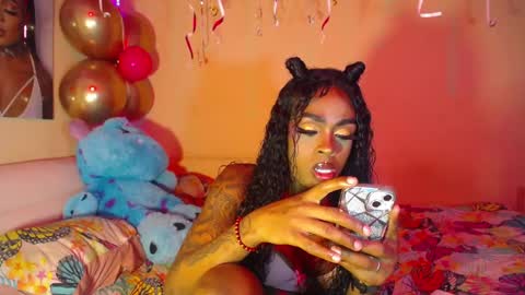 Snapshot of butterfly_rouse chatting on November 2025 03:01:02 AM butterfly_rouse online show from November 2025 03:01:02 AM