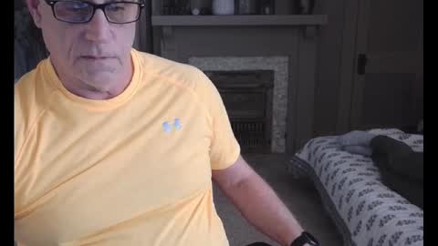 Snapshot of buttnakedfun954737 chatting on February 2025 05:02:02 PM Miles online show from February 2025 05:02:02 PM