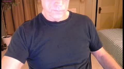 Snapshot of buttnakedfun954737 chatting on October 2025 09:21:02 AM Miles online show from October 2025 09:21:02 AM