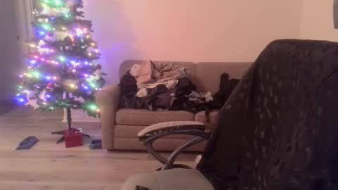 Snapshot of buttsmasher666 chatting on December 2025 03:37:02 AM Astaroth Angel online show from December 2025 03:37:02 AM