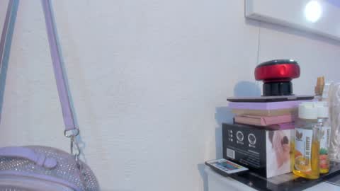     online show from December 2024 09:06:01 PM