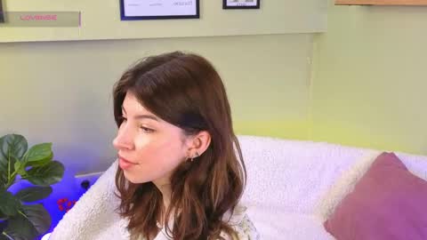 Kira online show from April 2026 08:15:01 AM