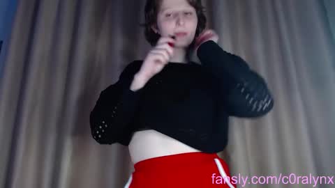 Snapshot of c0ralynx chatting on February 2025 08:10:01 PM C0ralynx online show from February 2025 08:10:01 PM