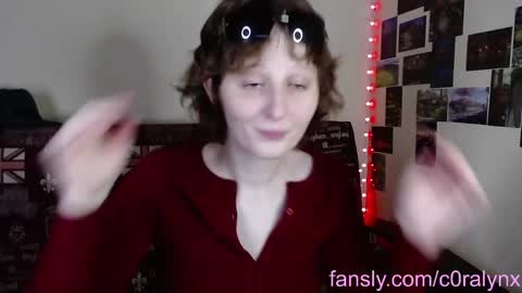 Snapshot of c0ralynx chatting on February 2025 10:58:01 PM C0ralynx online show from February 2025 10:58:01 PM