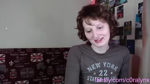 Snapshot of c0ralynx chatting on February 2025 08:01:01 PM C0ralynx online show from February 2025 08:01:01 PM