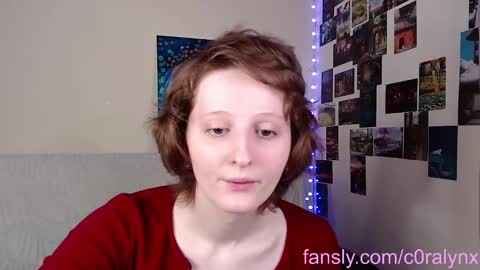 Snapshot of c0ralynx chatting on March 2025 02:10:02 PM C0ralynx online show from March 2025 02:10:02 PM