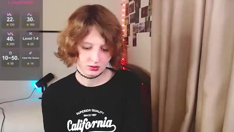 Snapshot of c0ralynx chatting on October 2025 11:22:01 AM C0ralynx online show from October 2025 11:22:01 AM