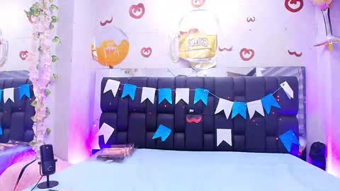 Carolina online show from September 2025 03:11:01 AM