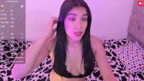 caelisse_cb online show from September 2025 12:21:01 PM