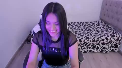 caelisse_cb online show from October 2025 01:02:02 PM