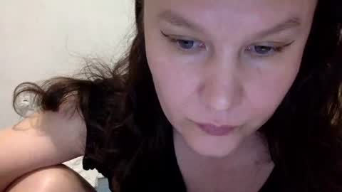 Lamb online show from September 2025 06:02:02 PM