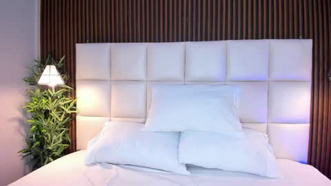 CailynBrown online show from November 2025 04:12:01 AM