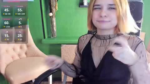 Gina online show from November 2025 08:37:01 AM