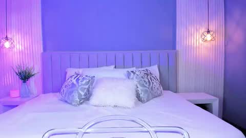 Caitlyn  online show from September 2025 10:42:02 PM