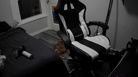 Snapshot of cajerk chatting on January 2025 04:25:02 AM Cajerk online show from January 2025 04:25:02 AM