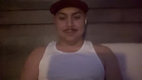 Snapshot of cali_boy818 chatting on November 2025 05:06:02 AM . online show from November 2025 05:06:02 AM