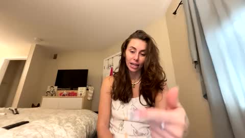 Snapshot of calicambri chatting on September 2025 01:35:02 PM The Cali Cambri online show from September 2025 01:35:02 PM