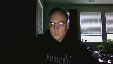 Snapshot of caligrown1154 chatting on May 2026 01:30:01 PM caligrown1154 online show from May 2026 01:30:01 PM
