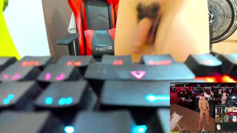 calihotcaliente27 online show from December 2024 05:30:01 PM