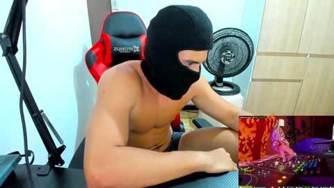 calihotcaliente27 online show from January 2025 05:45:02 PM