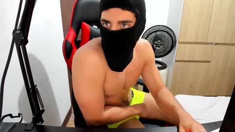 calihotcaliente27 online show from February 2025 01:08:02 PM