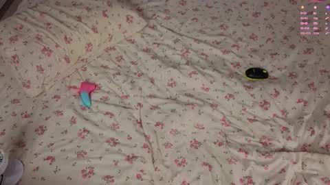 Nancy  Please thumbs up me  online show from November 2025 07:44:02 AM