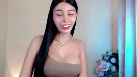 Anna online show from November 2025 10:41:01 PM