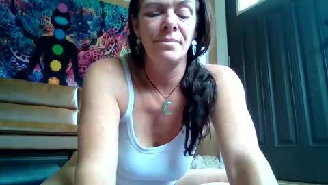 Snapshot of calli_girl420 chatting on May 2026 06:59:01 PM Calli online show from May 2026 06:59:01 PM