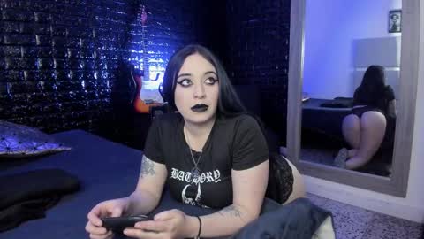 calliope_dark online show from September 2025 01:54:01 PM