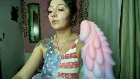 paula online show from December 2025 11:00:02 PM