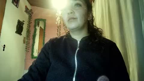 Snapshot of callme_lolas chatting on June 2026 12:55:02 AM paula online show from June 2026 12:55:02 AM