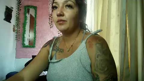 Snapshot of callme_lolas chatting on June 2026 10:01:01 PM paula online show from June 2026 10:01:01 PM