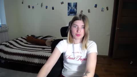 Snapshot of callmesweett chatting on May 2026 11:18:01 AM callmesweett online show from May 2026 11:18:01 AM
